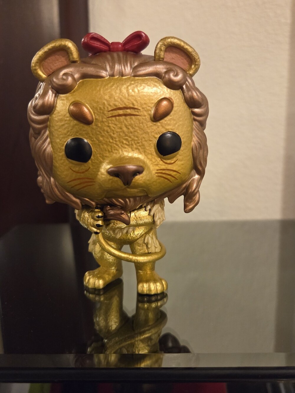Funko Pop The Wizard Of Oz Cowardly Lion with Red Bow, Limited Edition